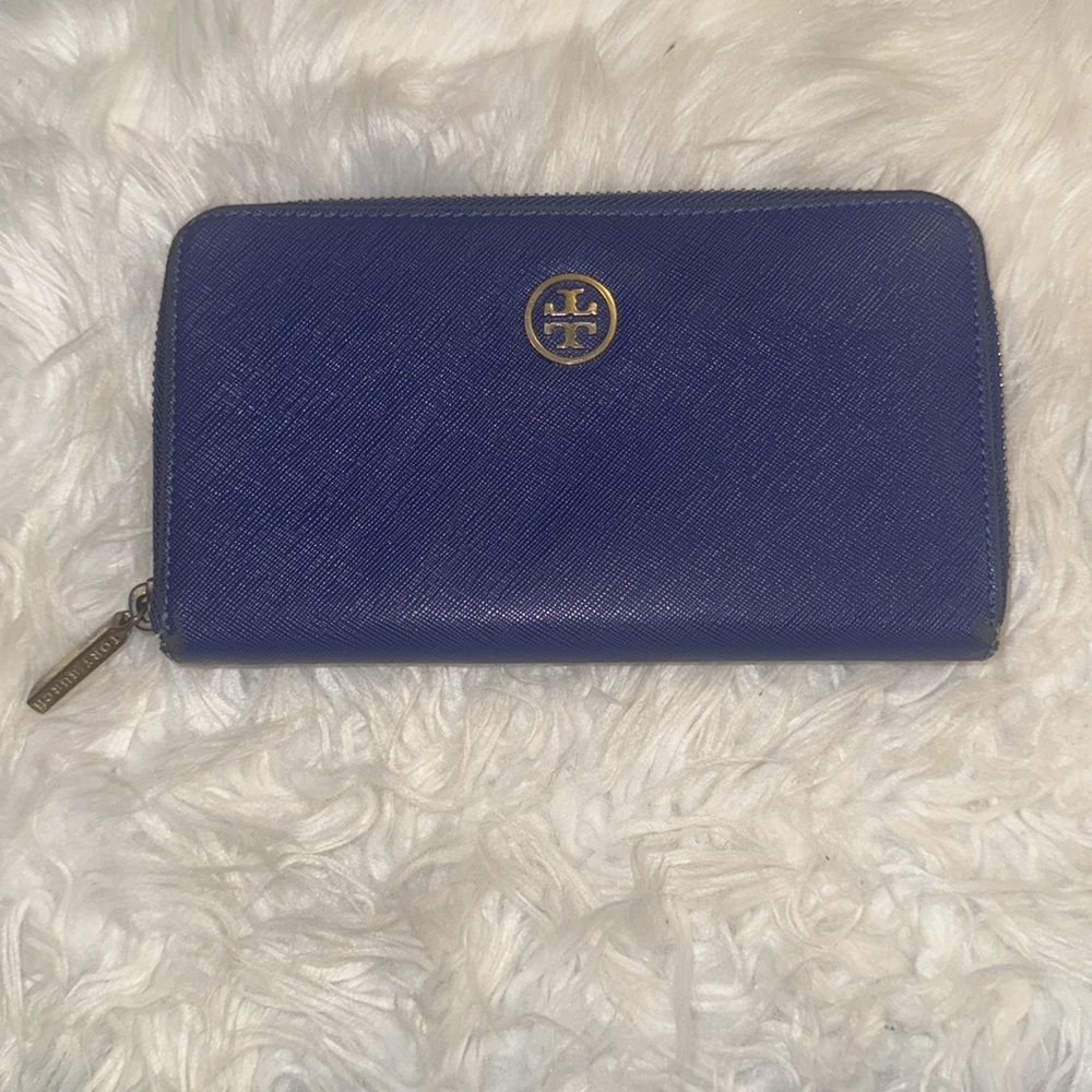 100% Authen Saffiano Tory Burch Robinson Zip Around Wallet, Cobalt!!! GUC - Picture 5 of 17